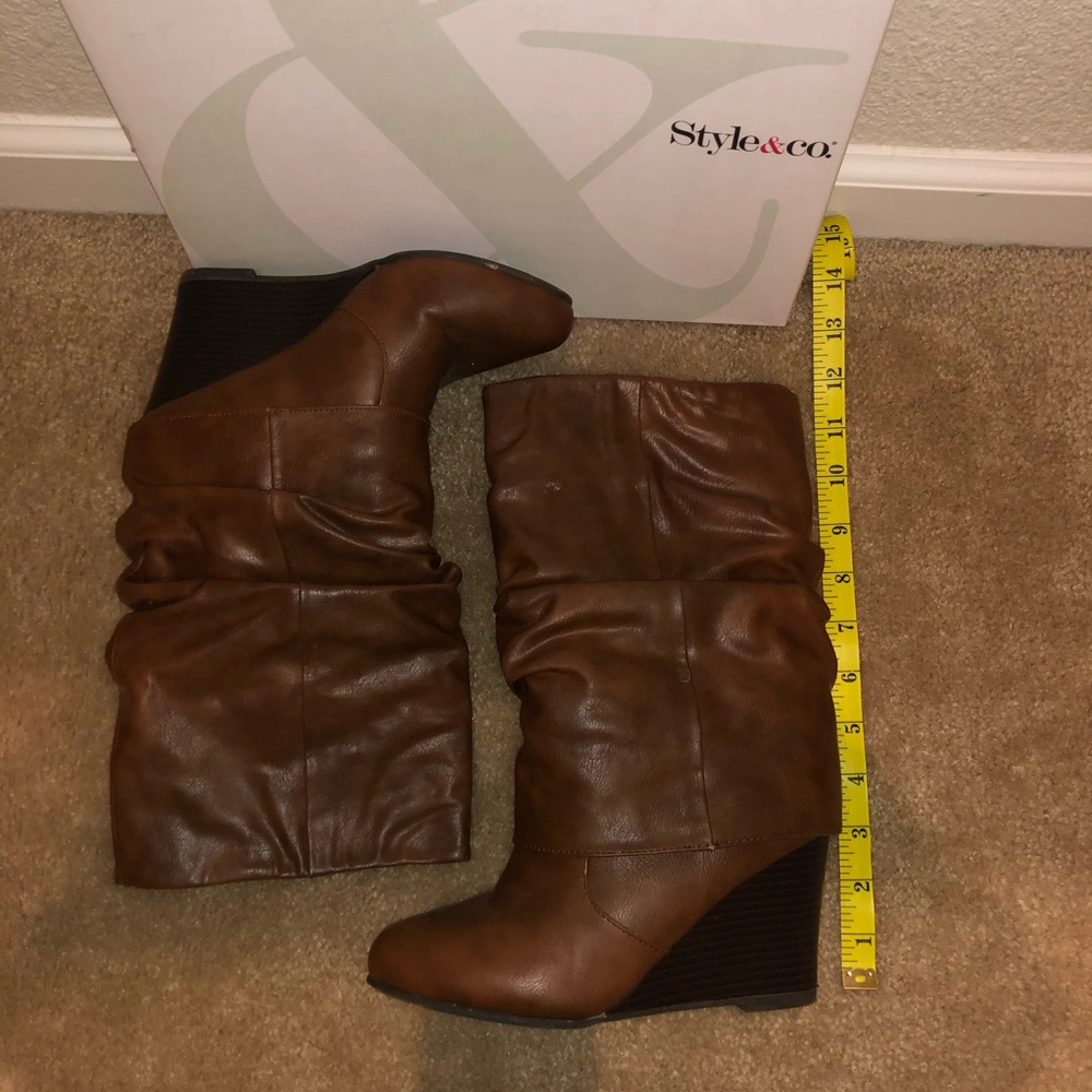 Style&Co // Brown leather heeled boots